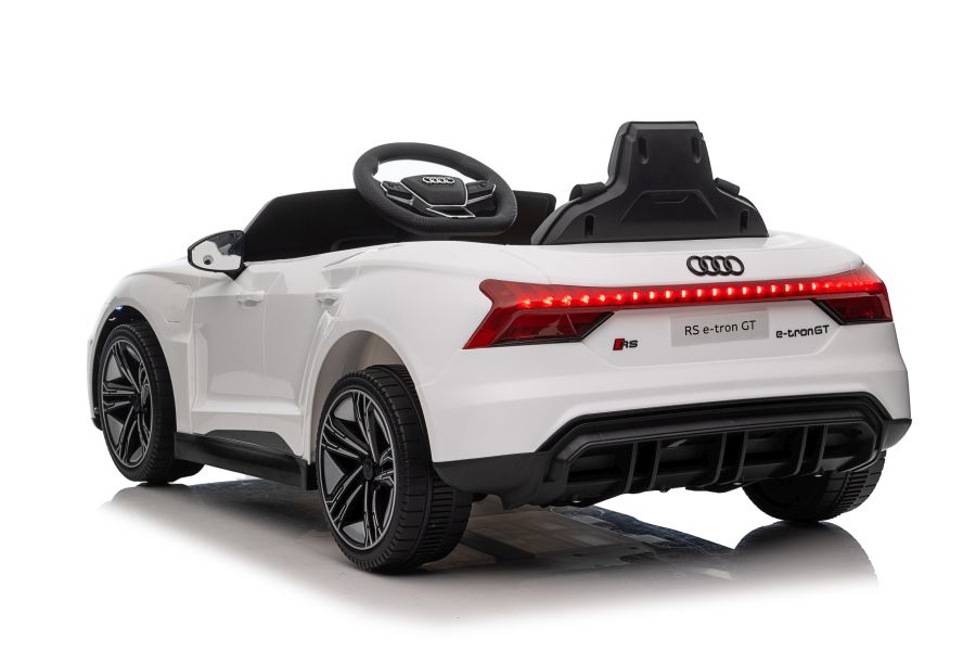 Elektro Kinderauto Audi E-Tron GT, Kinderfahrzeug mit Gaspedal zum Fahren, Elektroauto für Kinder