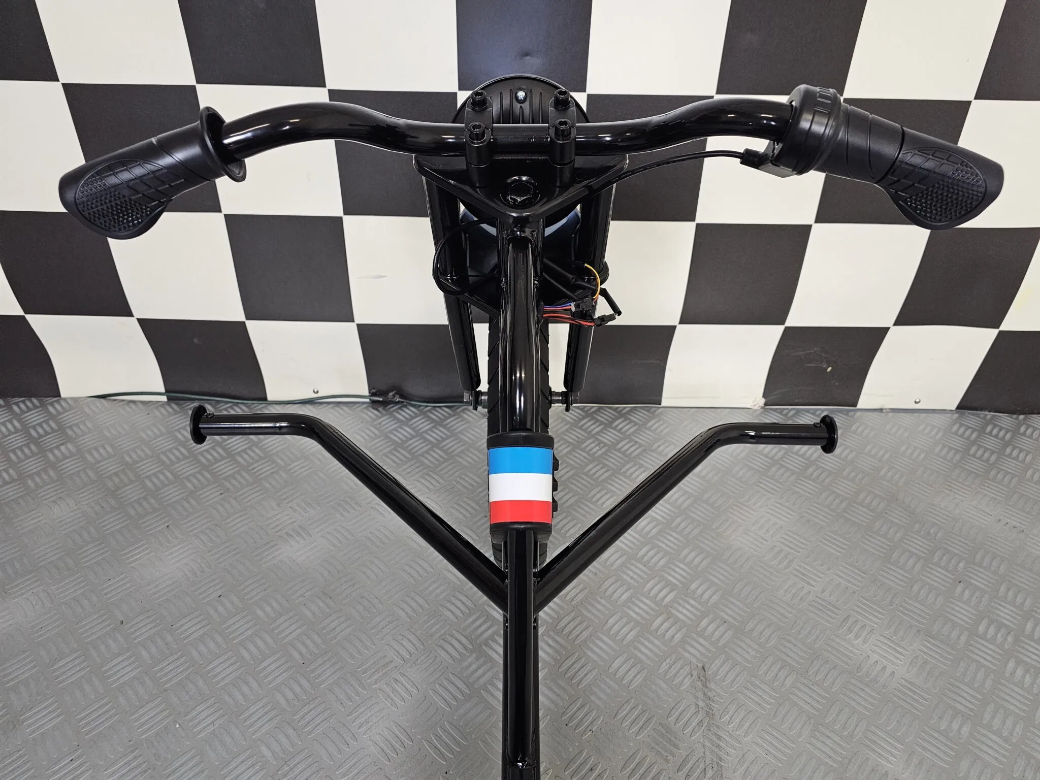 Elektrisches Kinderdreirad Chopper, 14 km/h, Kids-Trike, 3-Rad Kidsmobil, verstellbarer Sitz, Elektrotrike für Kinder
