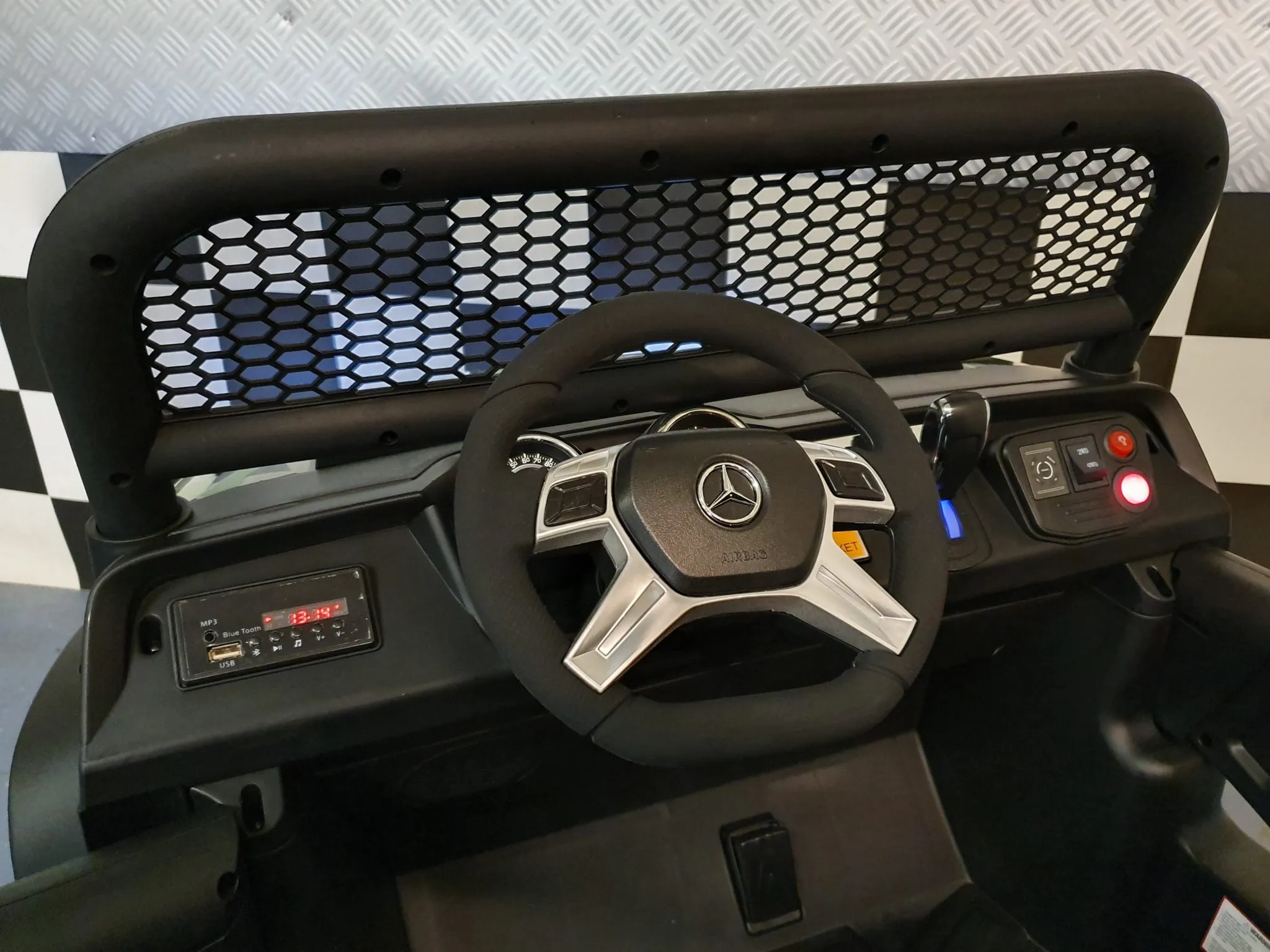 Elektro Kinderauto Mercedes Benz Unimog, Elektrofahrzeug für Kinder, Kinderfahrzeug, Electric Car