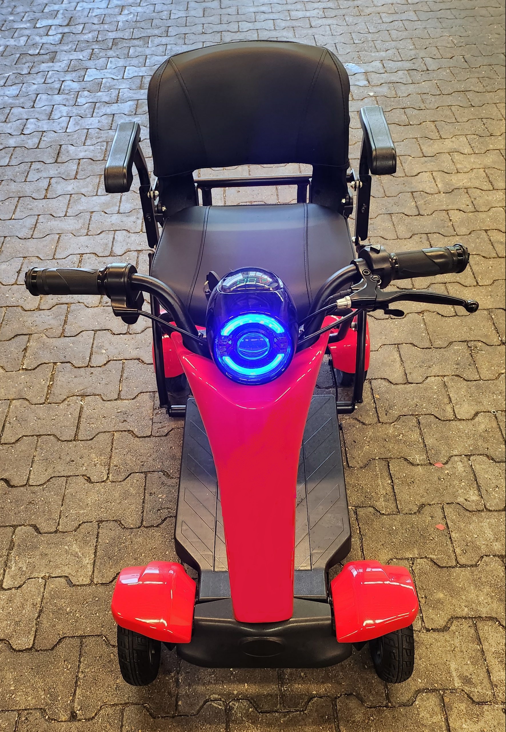 Selbstfaltbares 4 Rad Seniorenmobil Lisa 4, Mobilitätshilfe, Dreirad-Scooter bis 15 km/h, Reisemobil automatisch faltbar
