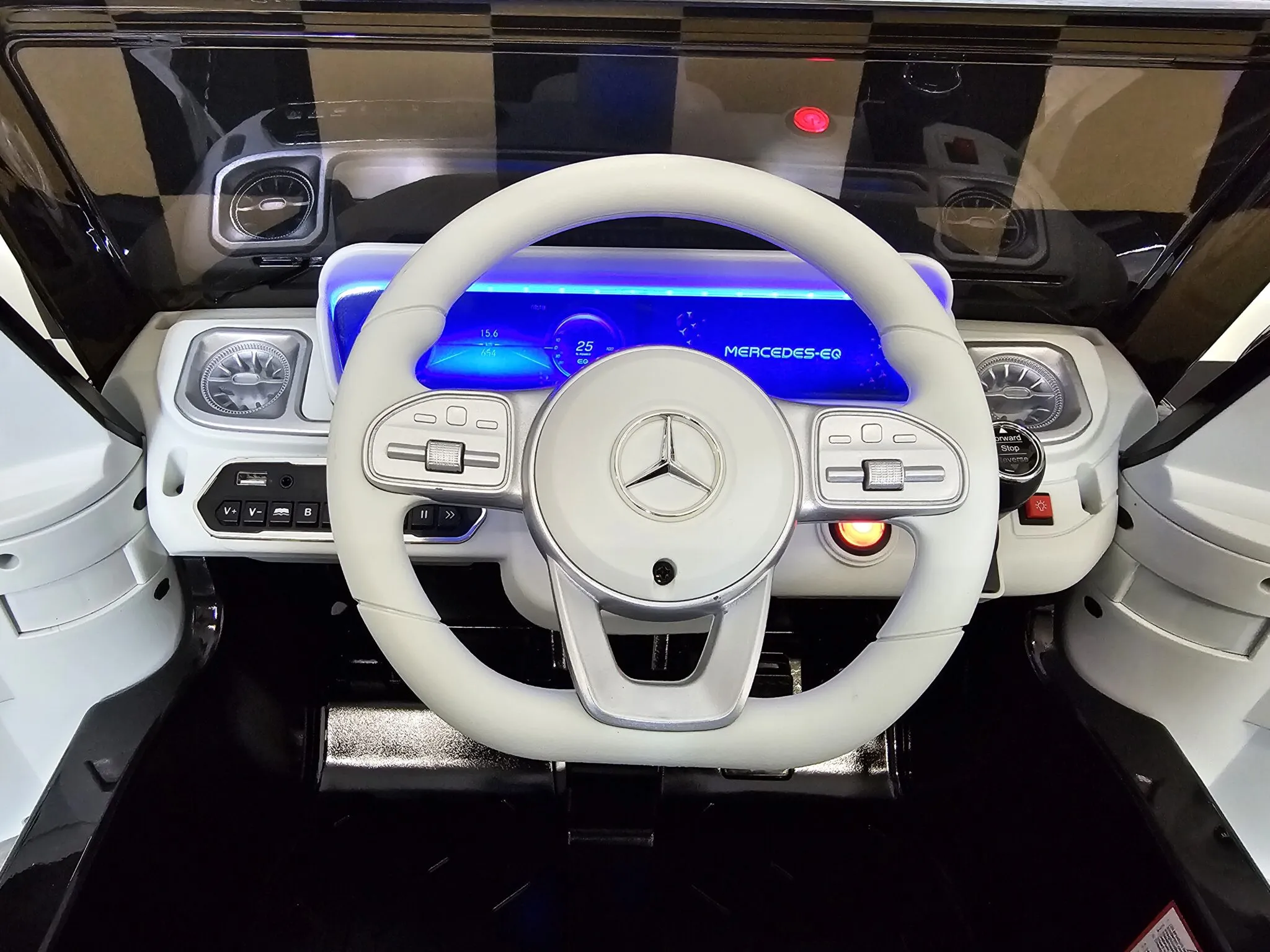 Elektro Kinderfahrzeug - Elektro Auto Mercedes EQG AMG - Allrad 4 Motoren, Elektroauto für Kinder