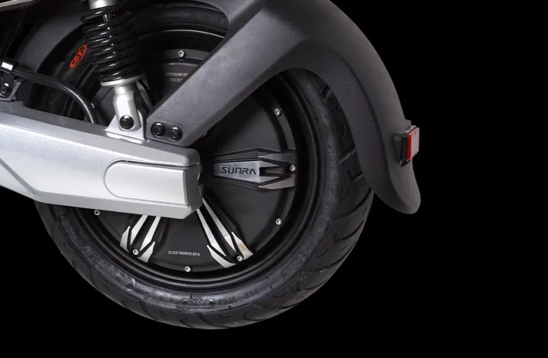 Elektroroller, Elektro-Motorrad Sunra Robo-S bis 75 km/h, E-Roller 2x Lithiumakku