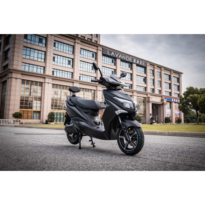 Elektroroller 2-Rad E-Roller ANGRY HAWK, Elektro-Motorrad bis 80 km/h, E-Roller, E-Motorrad