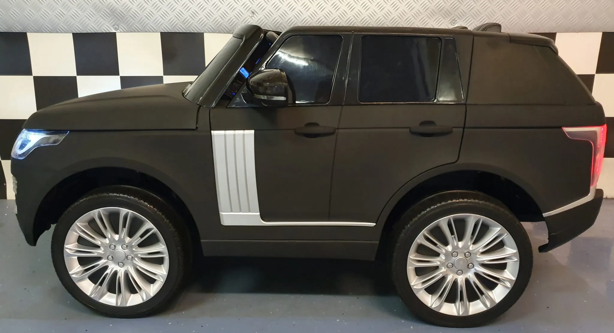 Elektro Kinderauto 2-Sitzer Range Rover 4x4 lizenziert - Elektrokinderfahrzeug