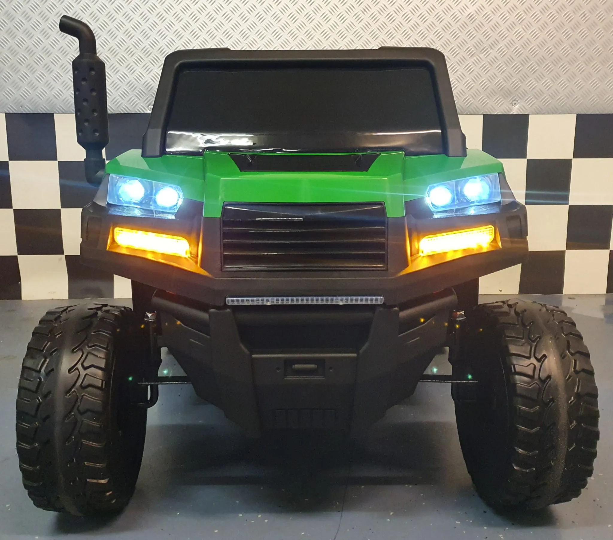 Elektro Kinderfahrzeug - 7 km/h, Elektroauto für 2 Kinder, Farm Rider 6x6, 4x35 Watt