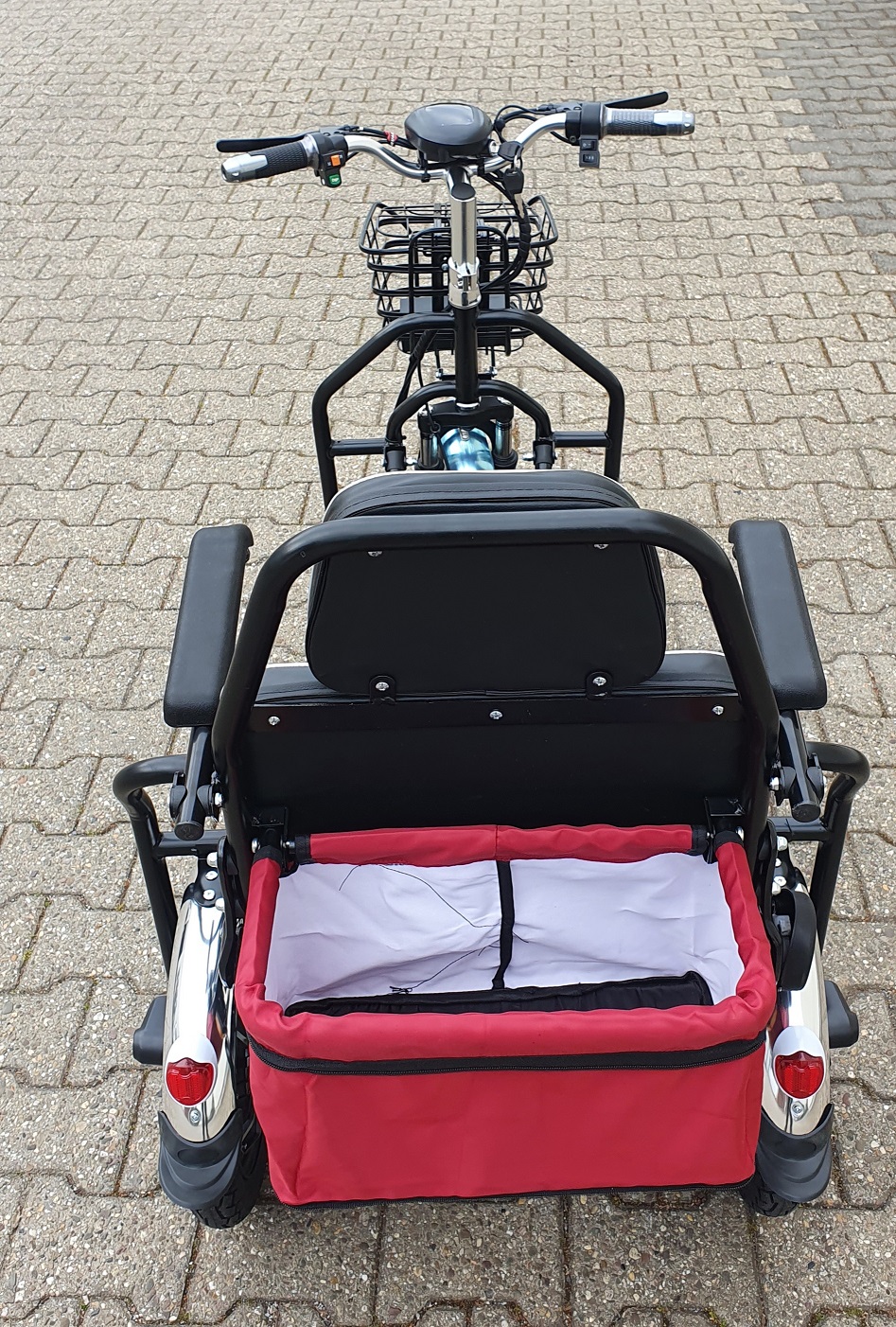 faltbares 3 Rad Seniorenmobil für Zwei, Doppelsitzer Reisemobil, Zweisitzer Mobilitätshilfe, DUO Dreirad-Scooter bis 25 km/h