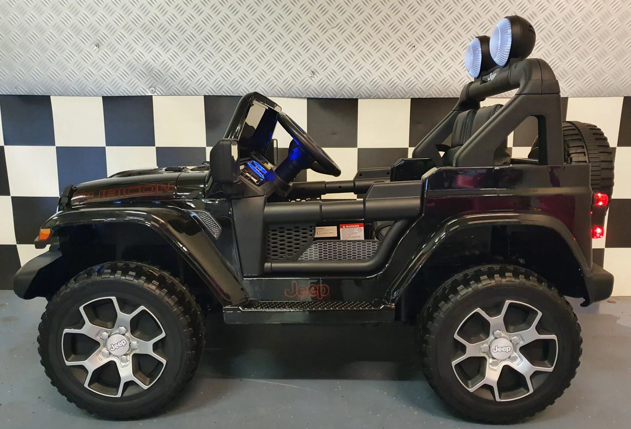 Elektro Kinderauto Jeep Wrangler Rubicon Allrad, 4x35 Watt, Elektro-Kinderfahrzeug