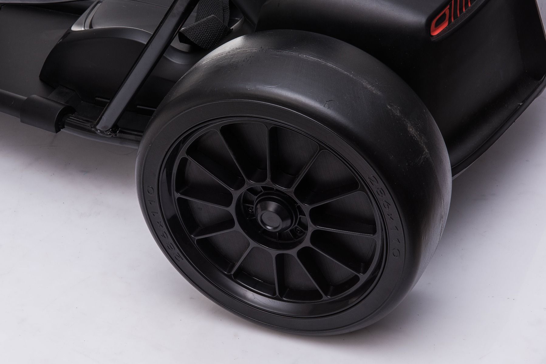 Elektro Kinderfahrzeug - 13 km/h Driftkart, Elektroauto Driftcar, 2x350 Watt, Elektro-Kart