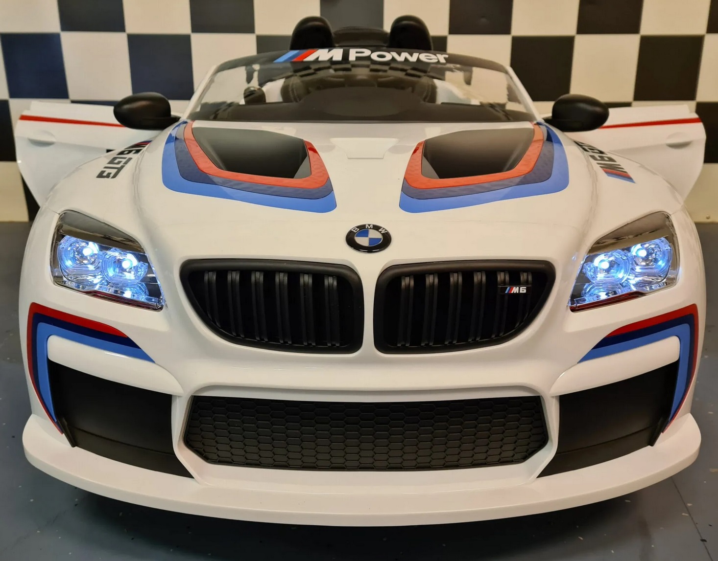 Fahrzeug für Kinder BMW M6 GT3 - Kinderauto, Elektrokinderauto, Elektroauto für Kinder ab 3 Jahren