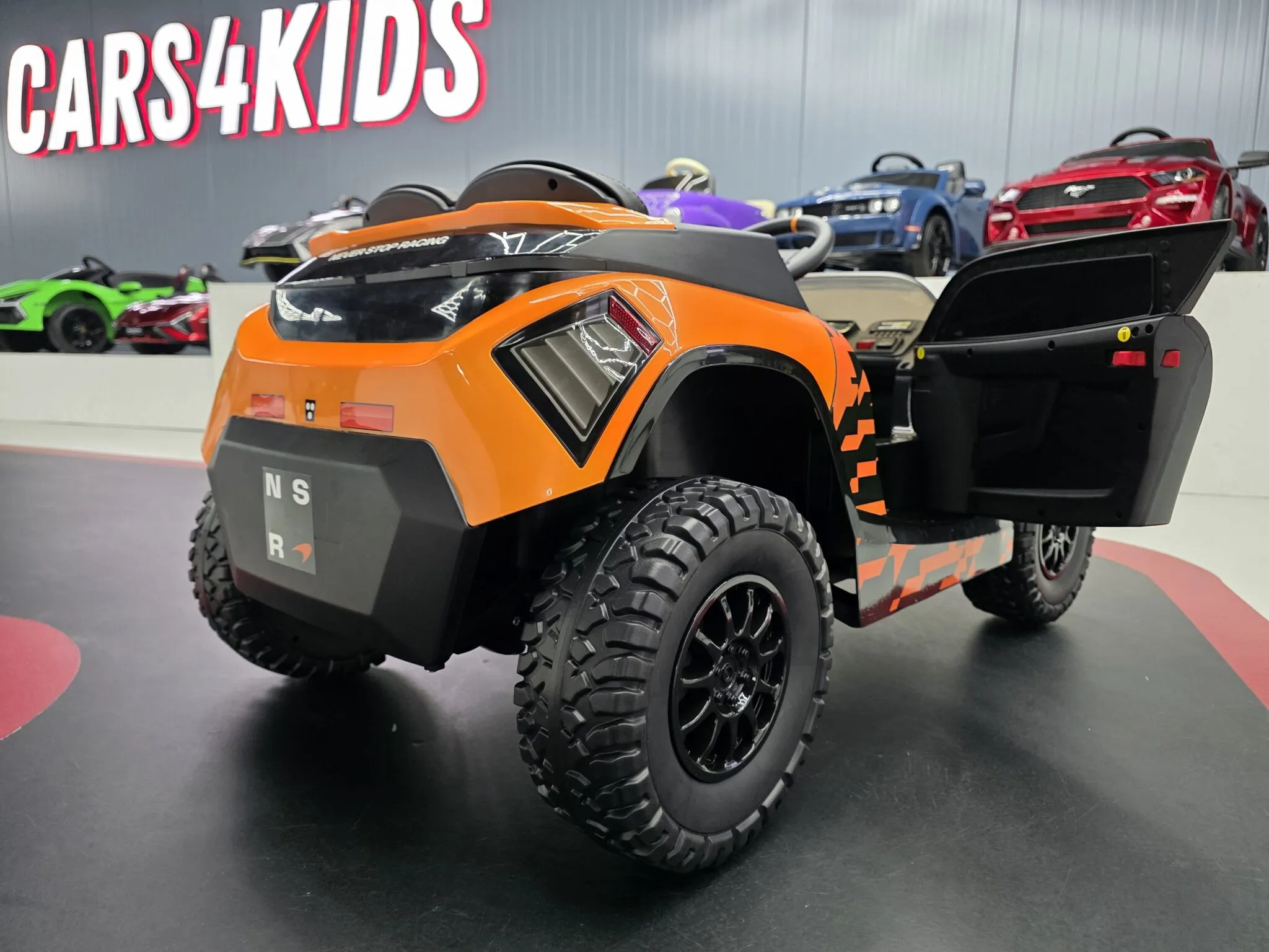 Kinder Elektrofahrzeug McLaren Rally, Mini-Rennwagen, Kinderfahrzeug mit 2x45 Watt