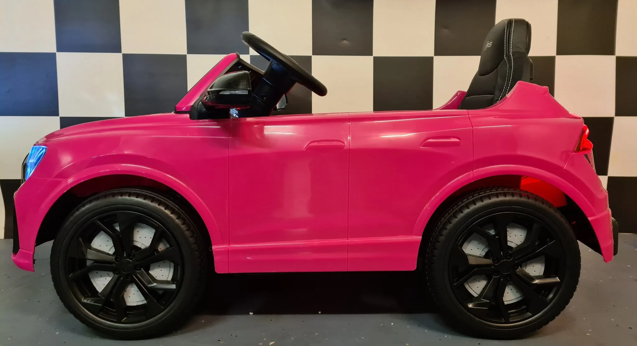 Elektrofahrzeug für Kinder - Kinderfahrzeug Audi Q8, Elektroauto in 3 Farben, Batterie Kinderauto