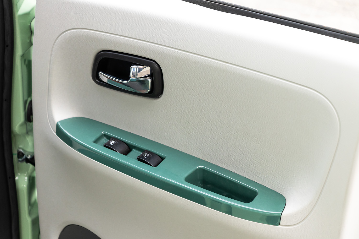 EEC Elektroauto Geco Star 6000 Watt inkl. 72V 105Ah LiFePO4 - Seniorenfahrzeug, Elektrofahrzeug bis 65 km/h