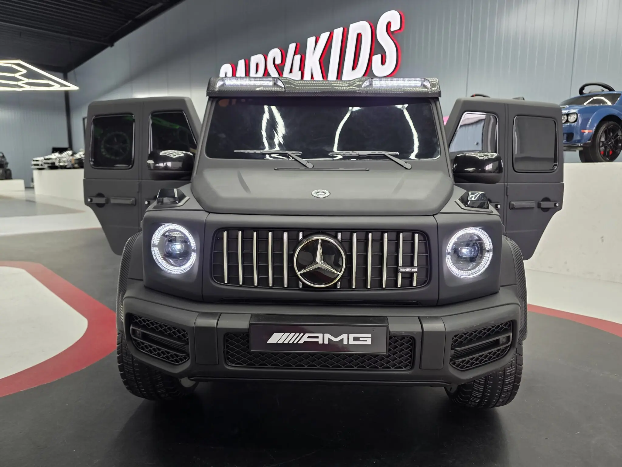 Elektro Kinderauto Mercedes G63 AMG 24 - 2 Sitzer mit 4x200 Watt