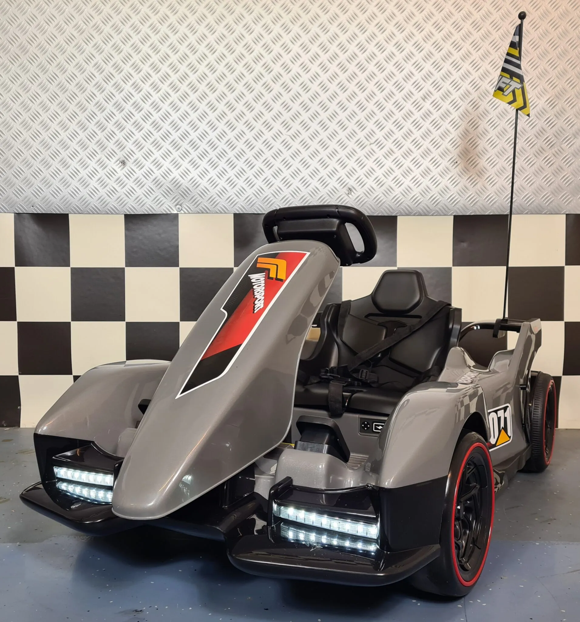 Kinder-Elektro-Gokart F1, Elektro Kinderkart, Elektrokart für Kinder, Elektro Driftscooter, Elektro-Driftkart