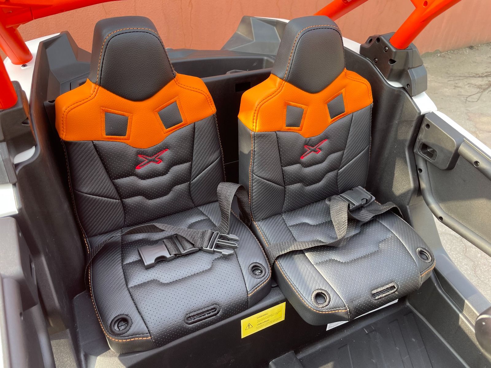 XXL Kinder Jeep Can-Am Maverick, 4x200 Watt Lithiumakku - Elektro-Buggy mit Überrollbügel, Kinderbuggy 8 km/h