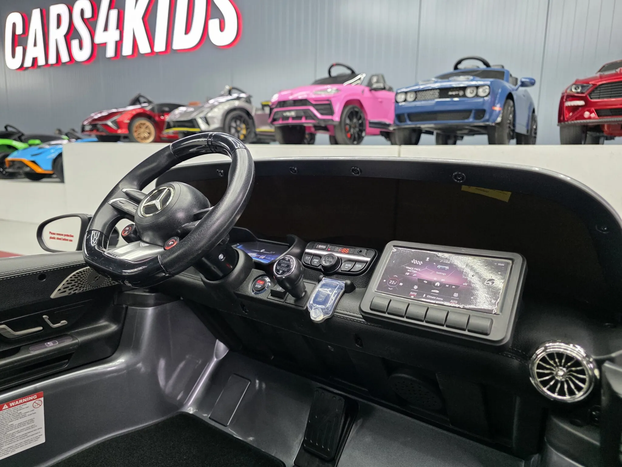 Kinderfahrzeug elektrischer Mercedes GT63 2-Sitzer, 4 x 200 Watt Allrad, Elektrokinderauto