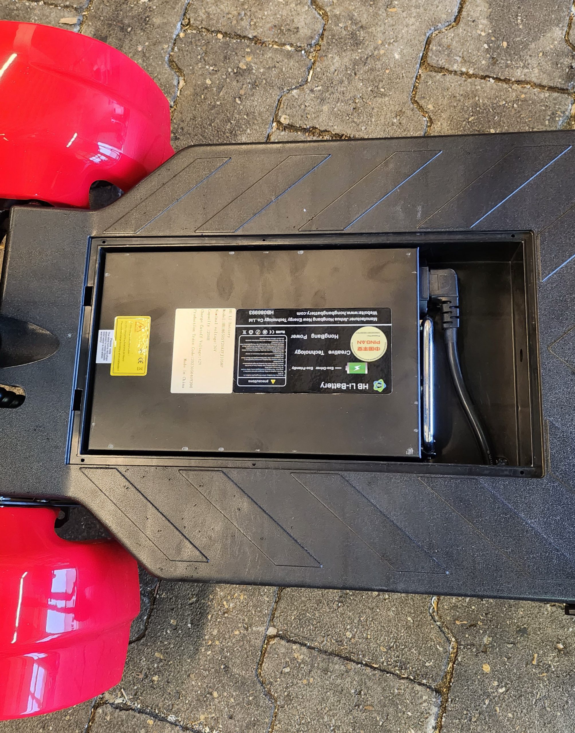 Selbstfaltbares 4 Rad Seniorenmobil Lisa 4, Mobilitätshilfe, Dreirad-Scooter bis 15 km/h, Reisemobil automatisch faltbar