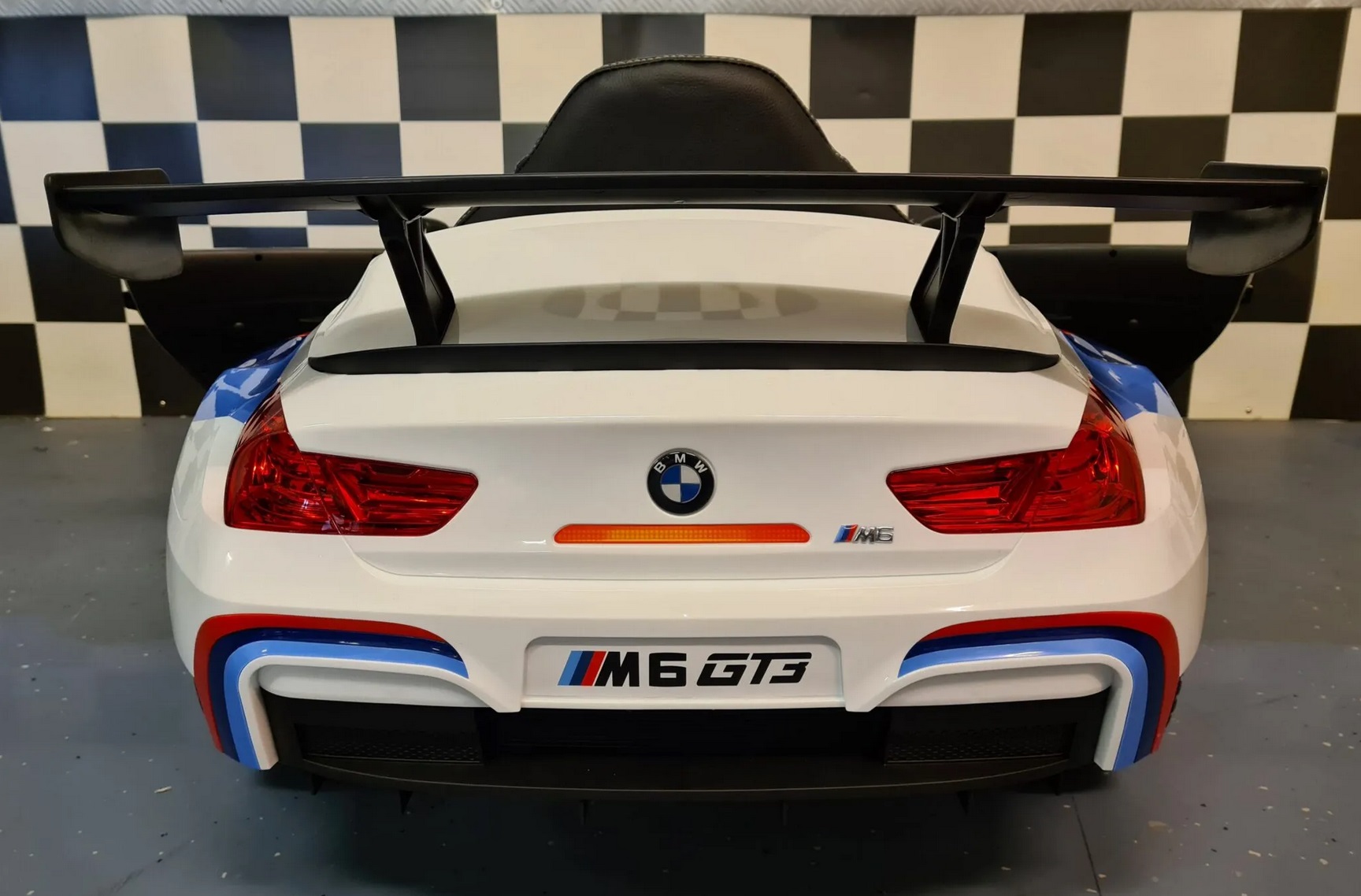Fahrzeug für Kinder BMW M6 GT3 - Kinderauto, Elektrokinderauto, Elektroauto für Kinder ab 3 Jahren
