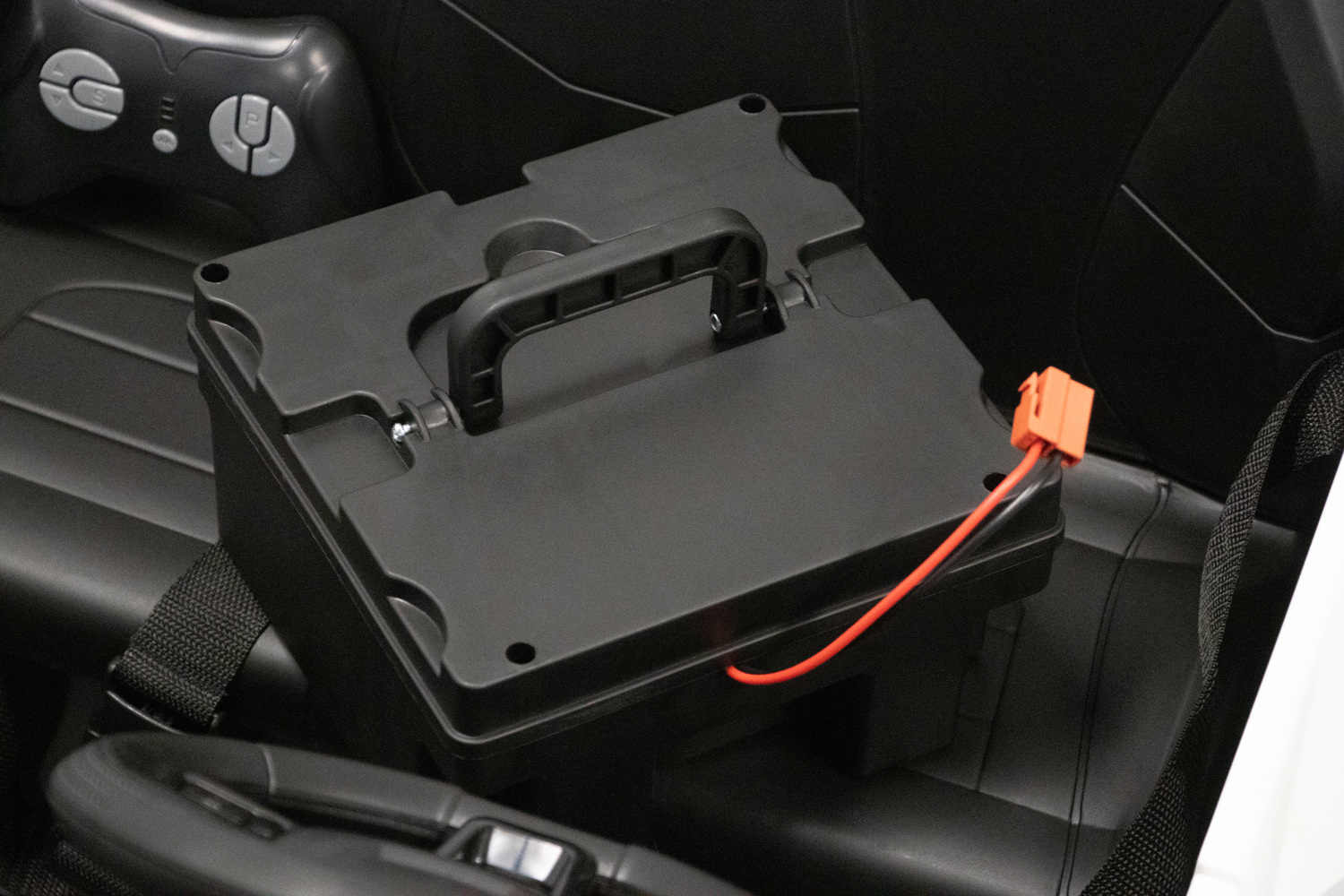 Kinder Elektroauto - 10 km/h - Monster UTV 2-Sitzer, 230 Watt, Elektrofahrzeug für Kinder