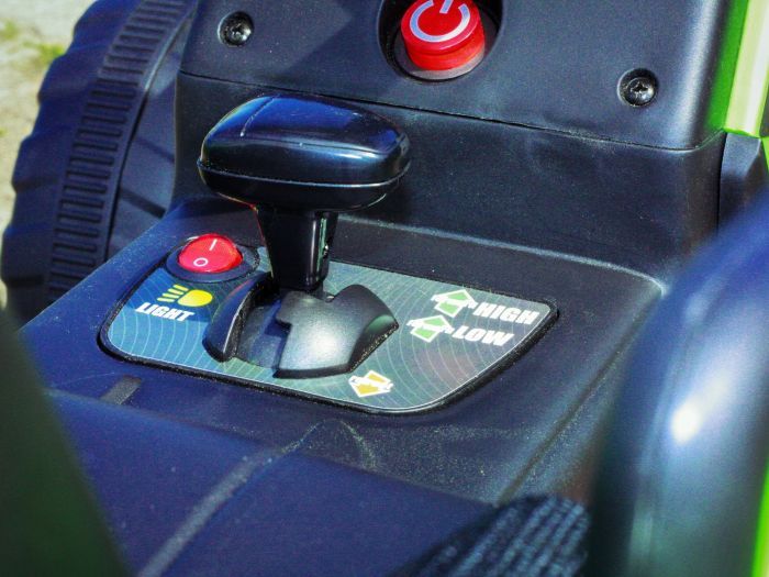 Elektro Kinderauto - Elektro Traktor mit Anhänger, Elektrotraktor für Kinder mit 2x25 Watt, Elektro Einsatzfahrzeug