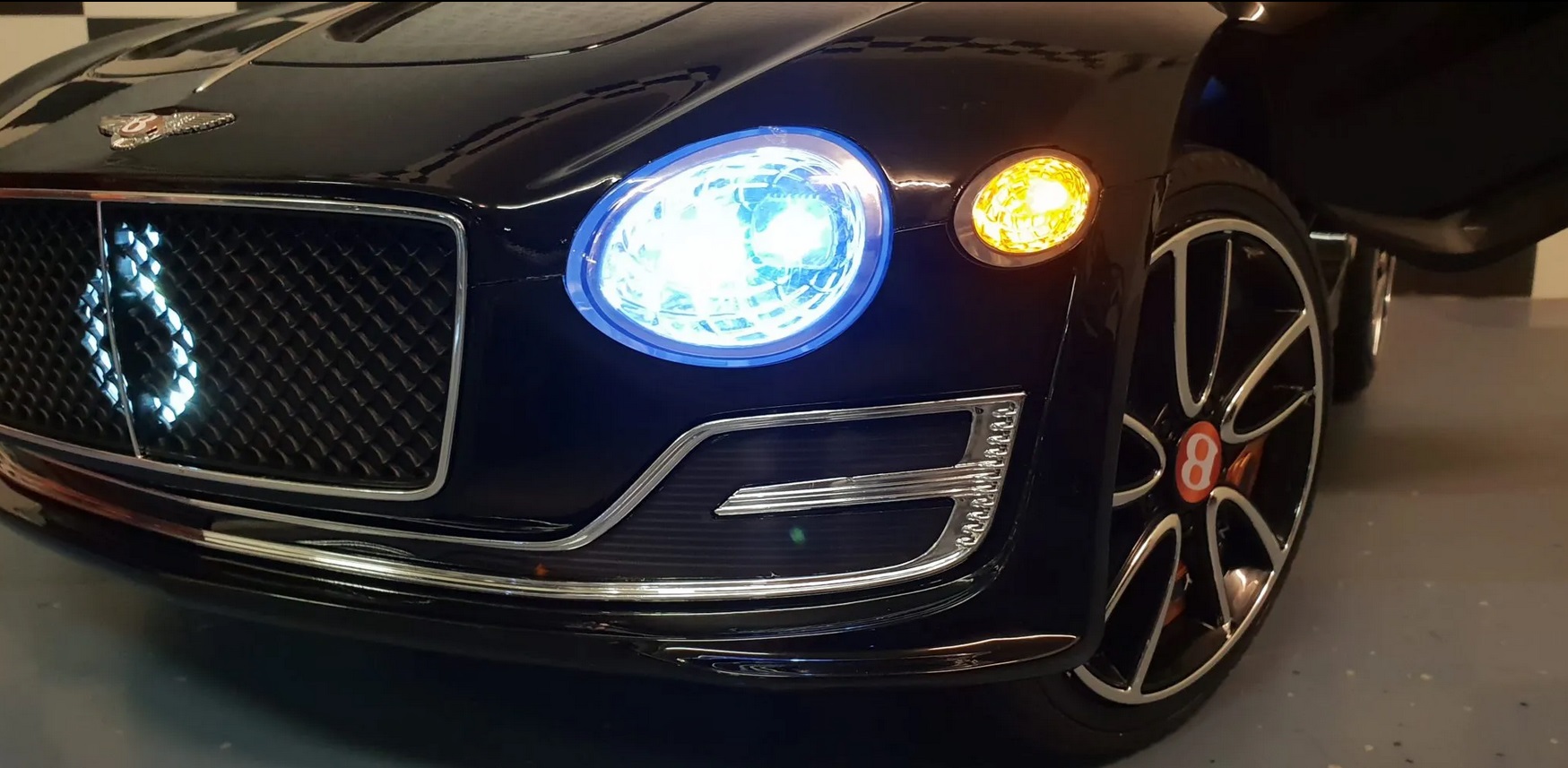 Children’s car Bentley EXP - Kinderfahrzeug - elektrisches Kinderauto, Elektroauto für Kinder