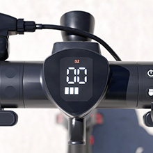 Viron Elektroscooter mit Straßenzulassung "XI-700-S" - Elektro Stehroller, Elektroroller ab 14 Jahren, E-Scooter