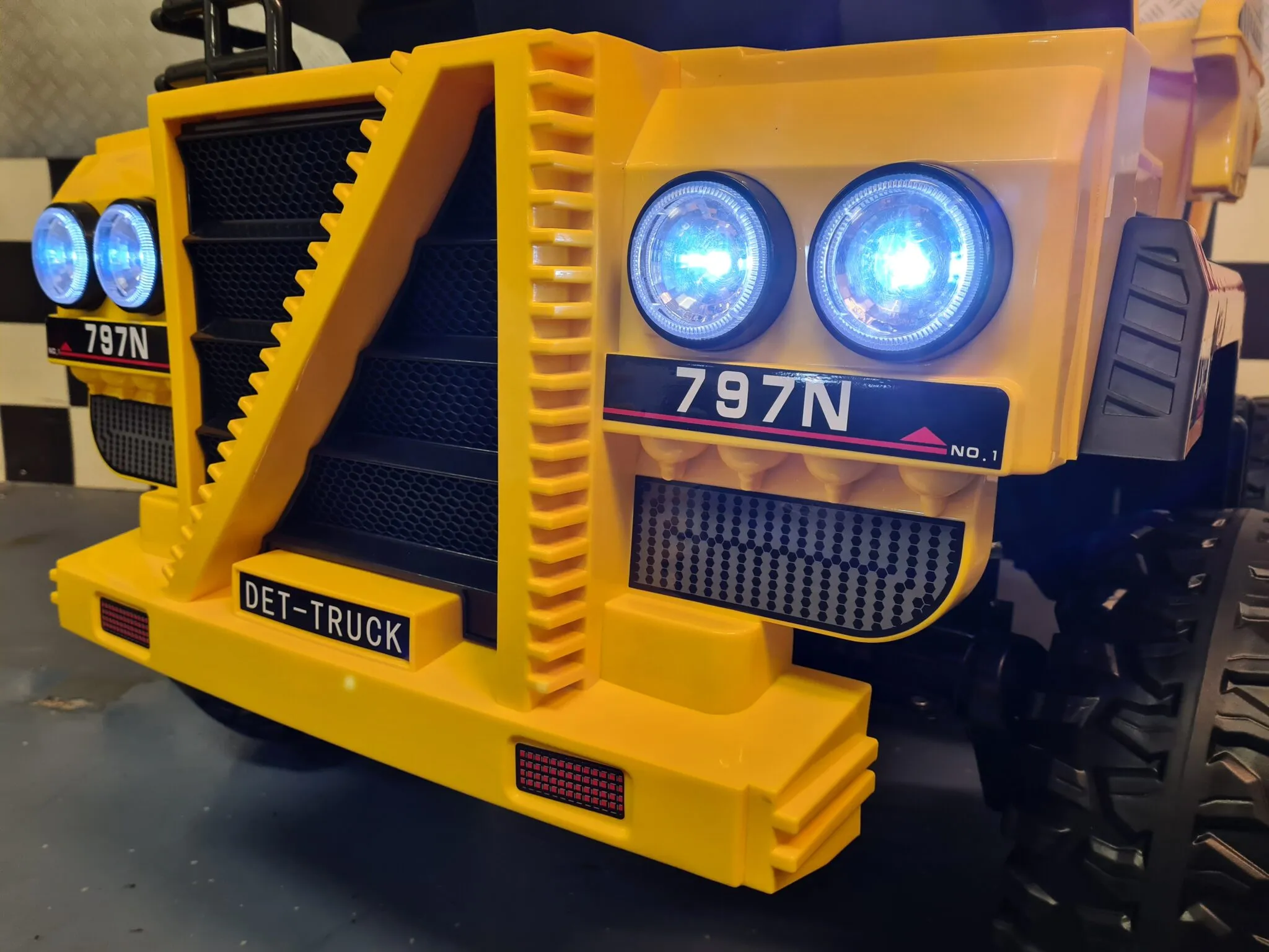 Elektro Kinderfahrzeug, Baustellenfahrzeug, Elektro-Kipper für Kinder, Elektro Kindertruck