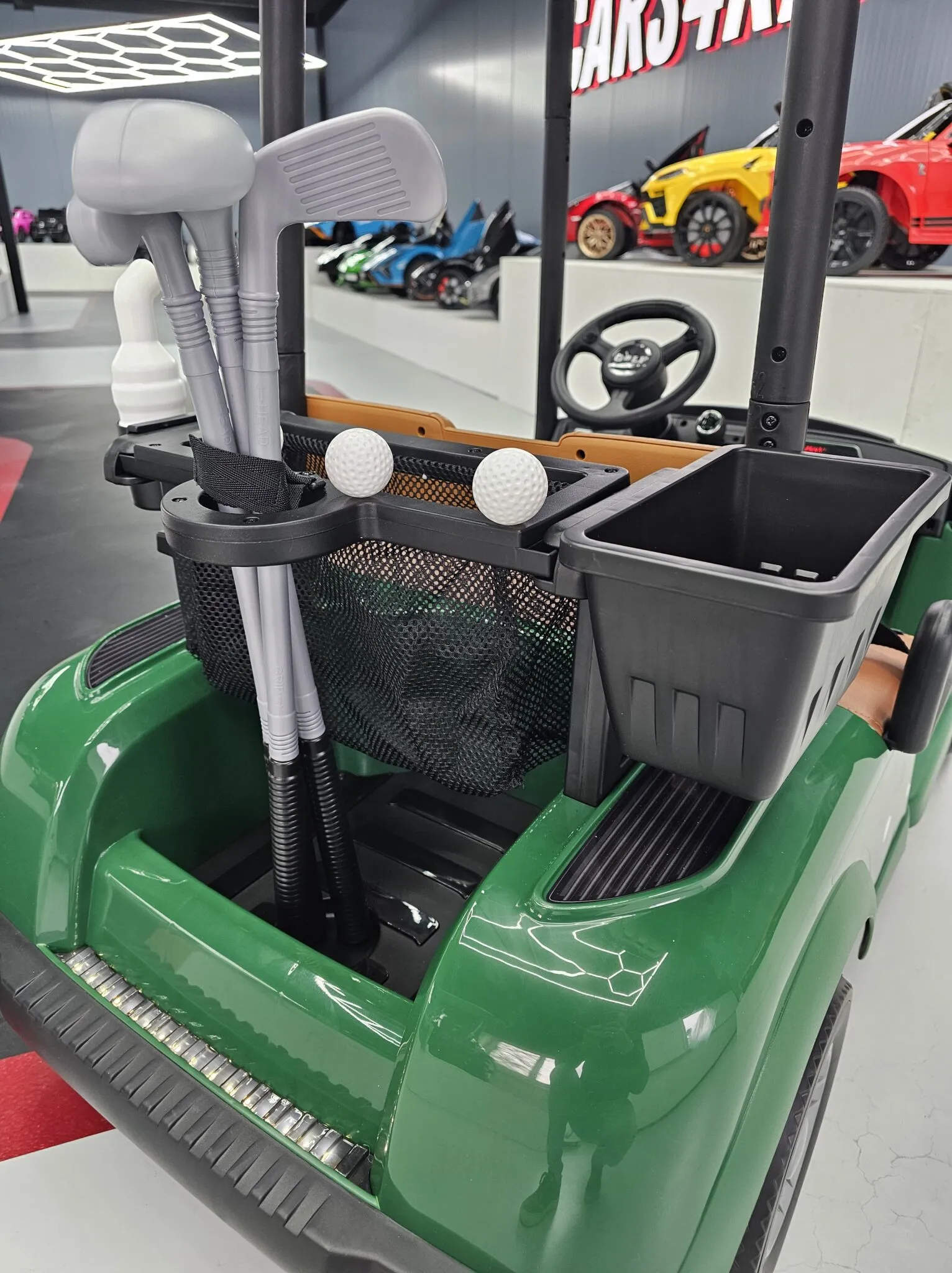 Elektrokinderfahrzeug Golf Kart, Elektroauto Golf Buggy für Kinder, Elektrofahrzeug mit Dach für Kids