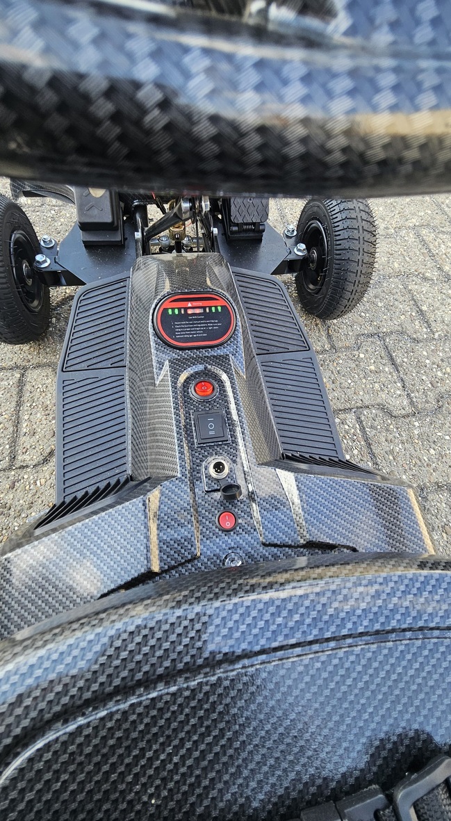 Kinder GoKart mit 250 Watt bis 20 km/h, Elektrogocart - GoKart für Kinder mit Luftreifen - Driftfunktion & Lichter, Elektrokart
