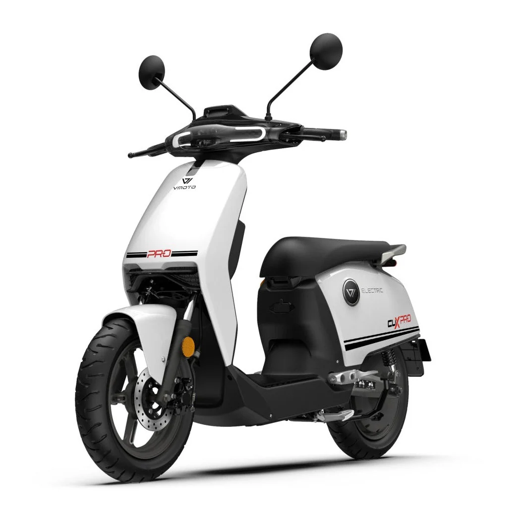 Elektroroller VMOTO CUX Pro mit 2300 Watt und 45 km/h, E-Roller bis 80 km Reichweite, Elektro-Moped mit Straßenzulassung