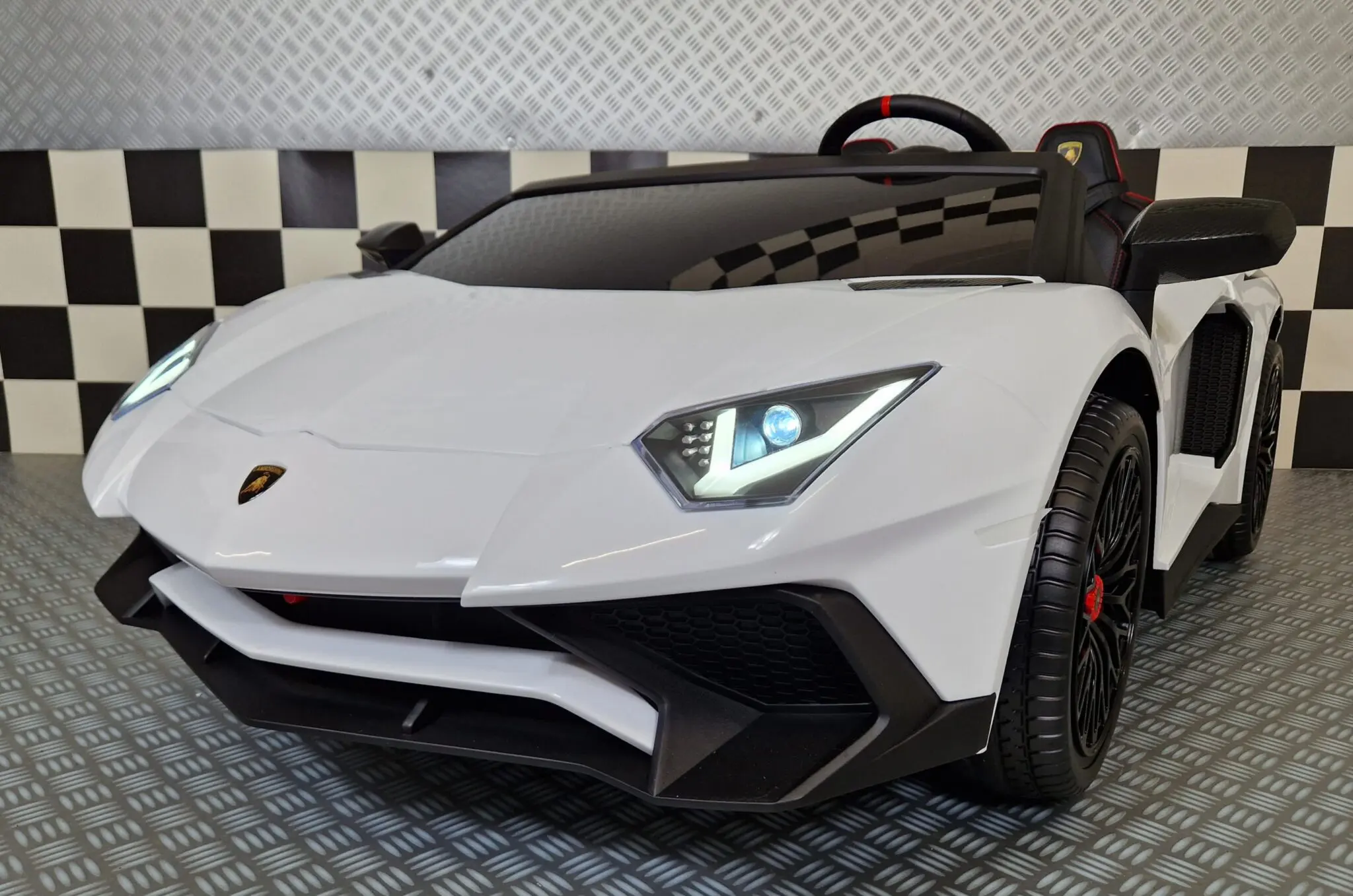 Elektro Kinderauto Lamborghini Aventador SV XL - 2 Sitzer mit 2x200 Watt
