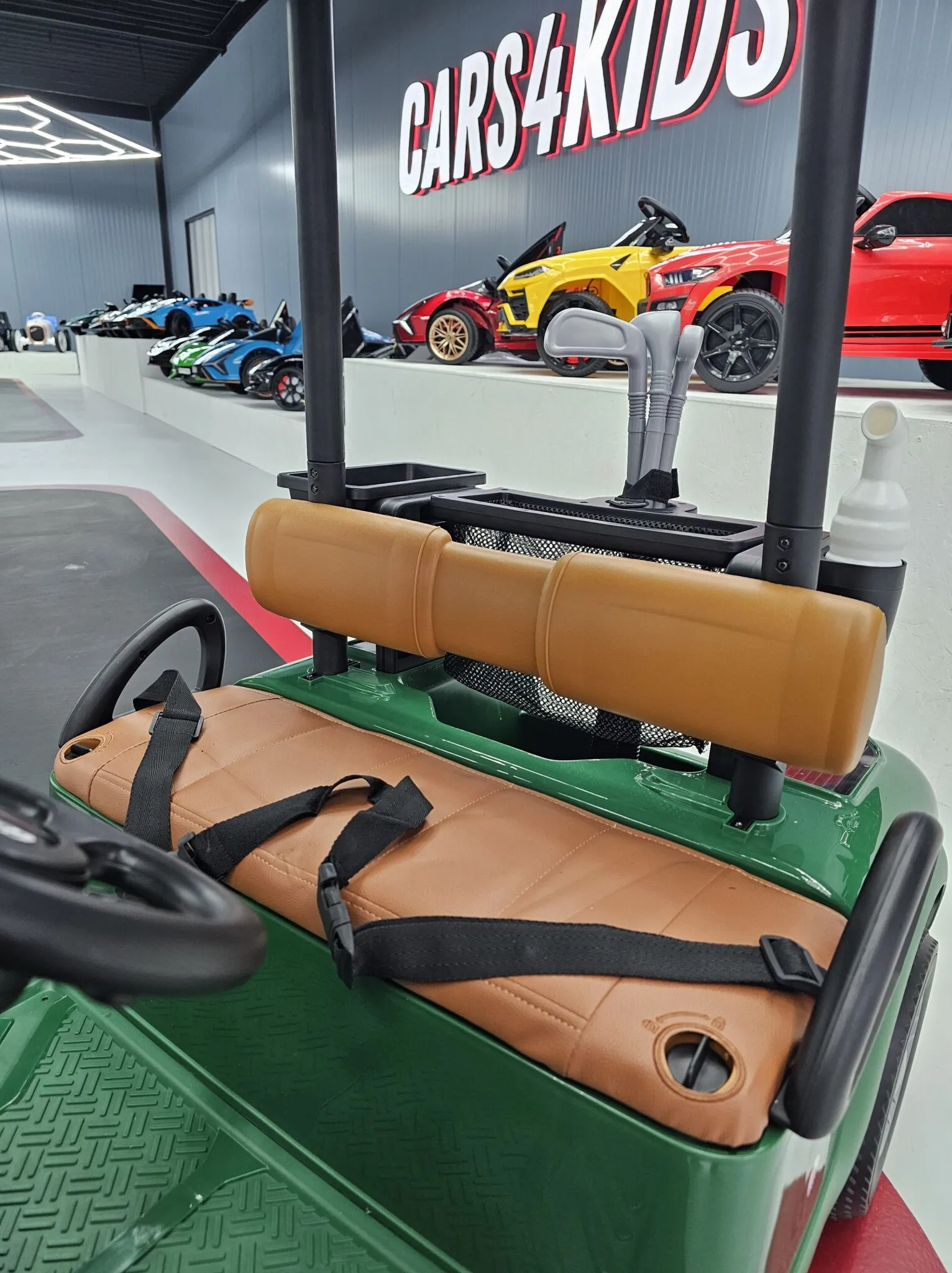 Elektrokinderfahrzeug Golf Kart, Elektroauto Golf Buggy für Kinder, Elektrofahrzeug mit Dach für Kids