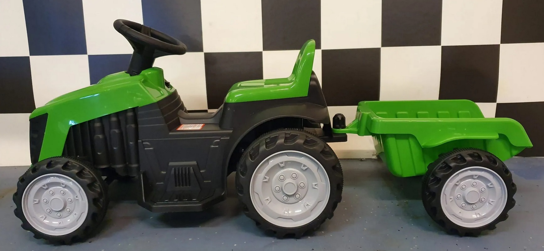 Elektro Kinderfahrzeug Traktor, Kindertraktor mit Anhänger, Elektro-Traktor mit Anhänger max. 3 km/h