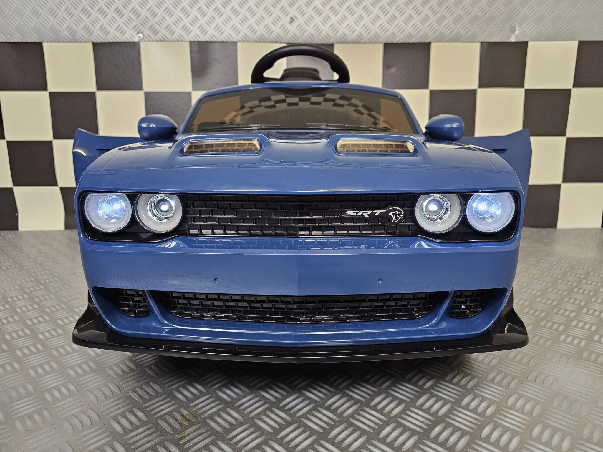 Elektrofahrzeug für Kinder - Kinderfahrzeug Dodge SRT, Elektroauto Kinderauto lizenziert
